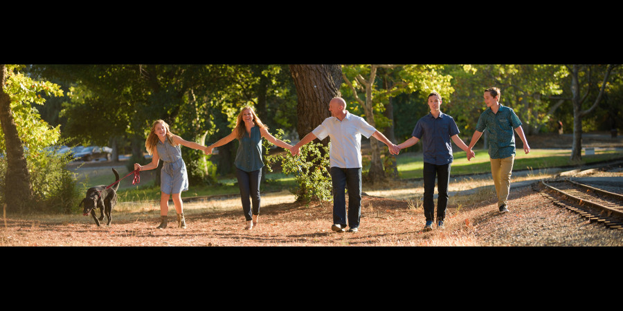 Vasona Park Engagement / Family Photos - Sarah and Steve - by Bay Area wedding photographer Chris Schmauch