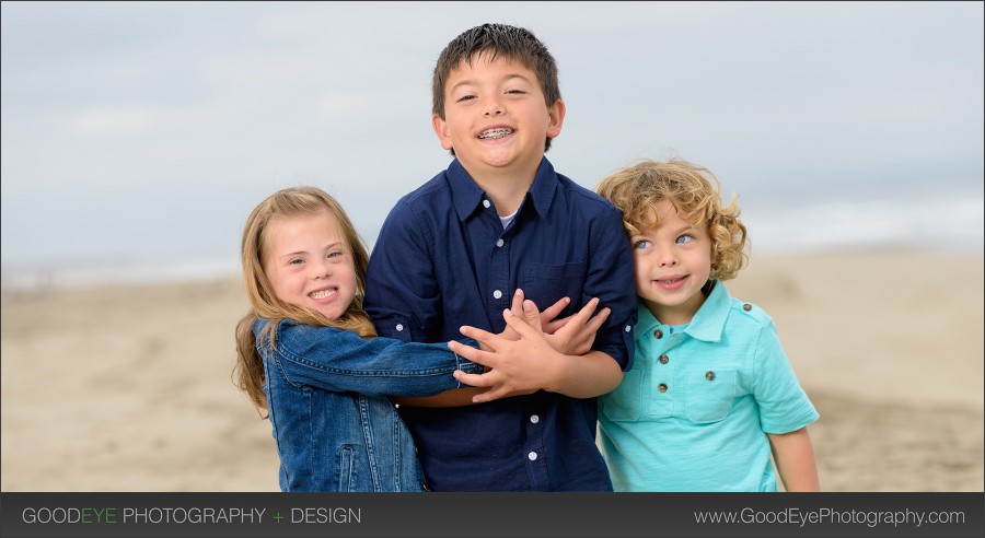 Pajaro Dunes family photography - by Bay Area portrait photographer Chris Schmauch www.GoodEyePhotography.com