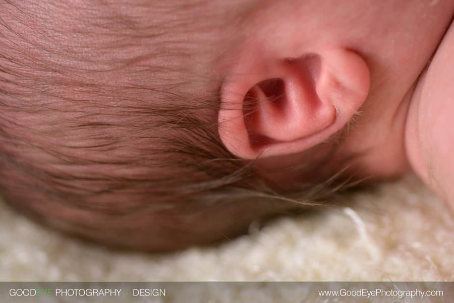Newborn photos in Aromas, CA – by Bay Area family photographer Chris Schmauch www.GoodEyePhotography.com