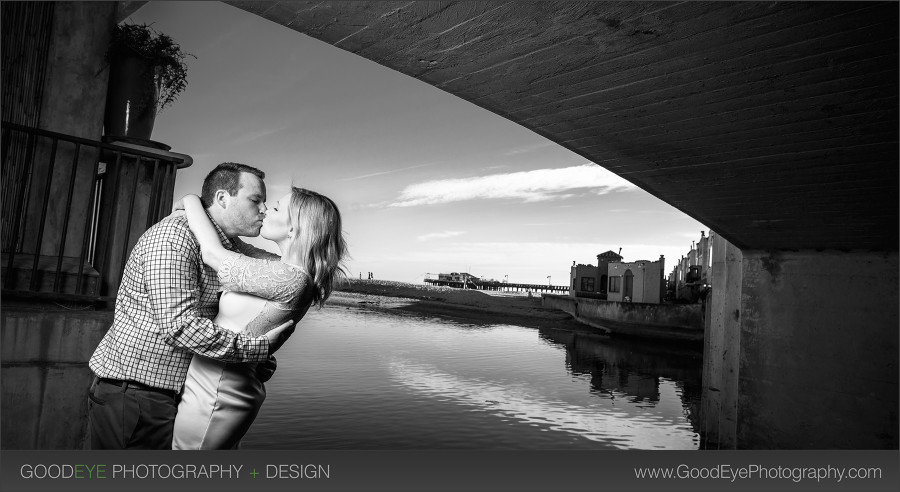 Capitola Beach Engagement Photography - Laurel and Brian - photos by Bay Area engagement photographer Chris Schmauch www.GoodEyePhotography.com 