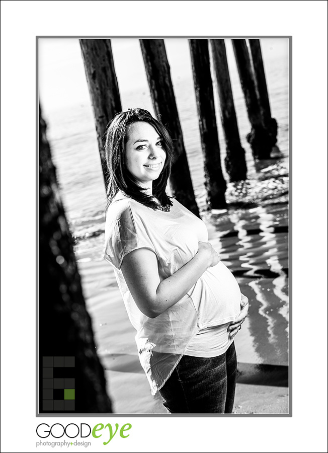 Capitola Beach Maternity Photos