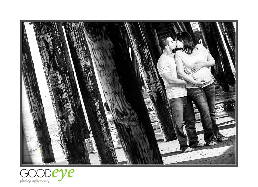 Capitola Beach Maternity Photos