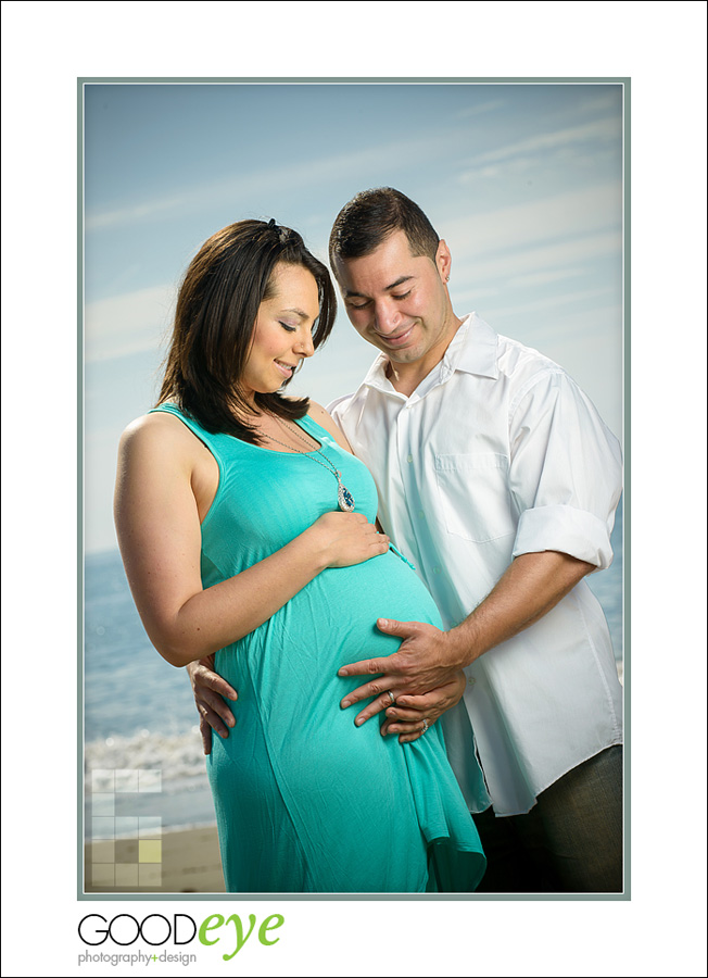 Capitola Beach Maternity Photos