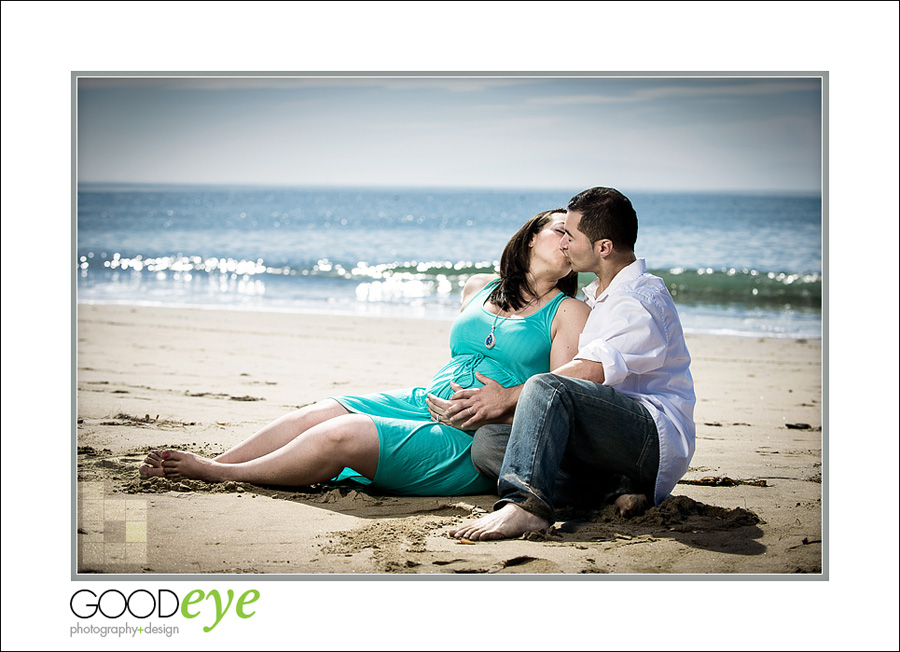 Capitola Beach Maternity Photos