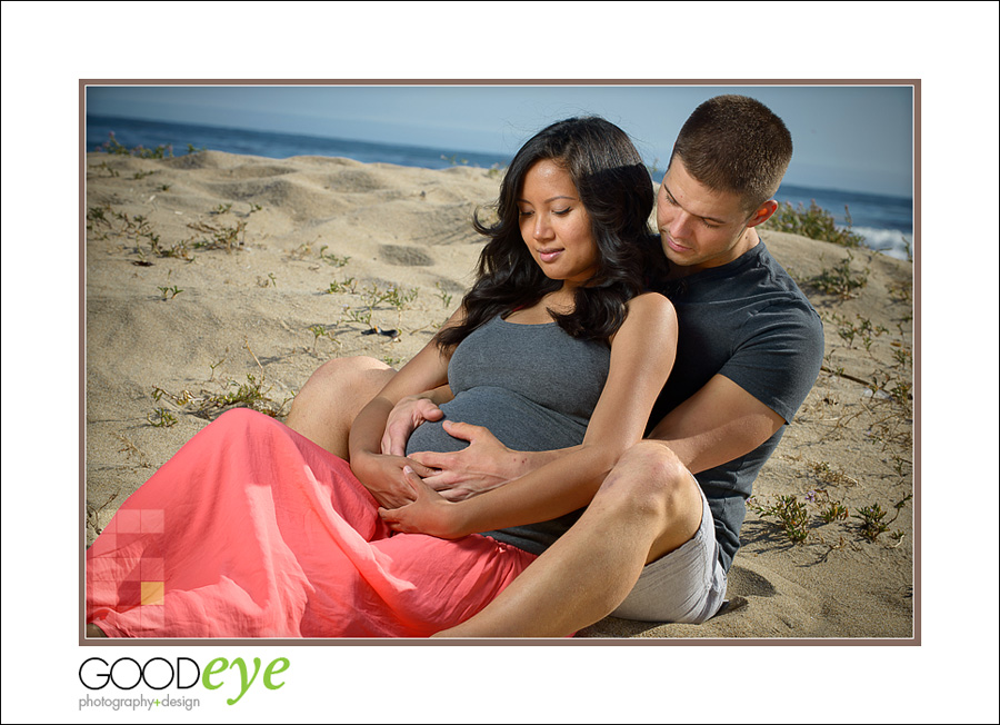 Santa Cruz Maternity Photos - Four Mile Beach - Digi and Phil