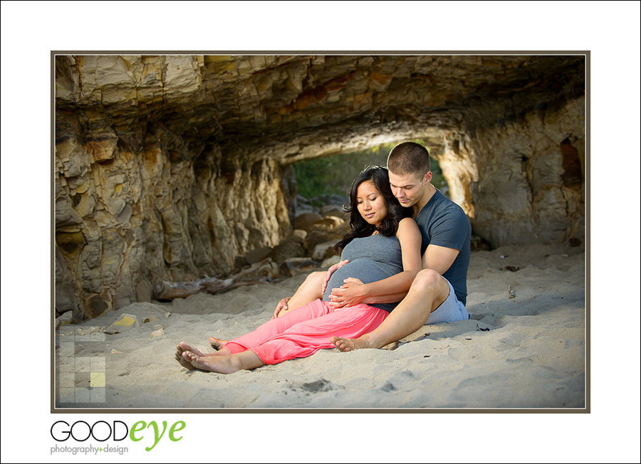 Santa Cruz Maternity Photos - Four Mile Beach - Digi and Phil