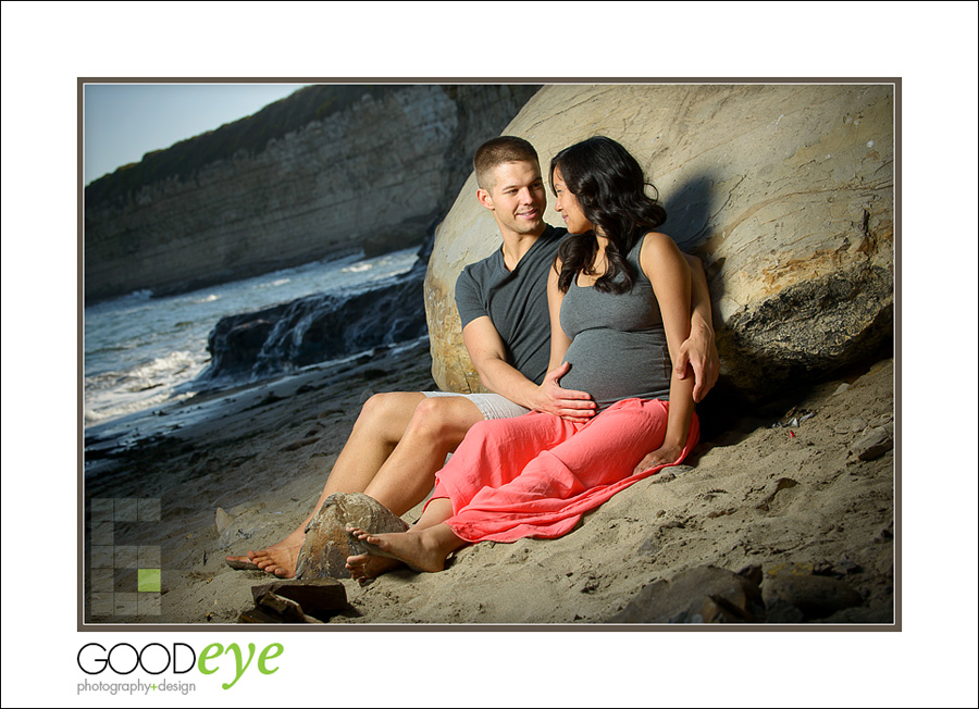 Santa Cruz Maternity Photos - Four Mile Beach - Digi and Phil