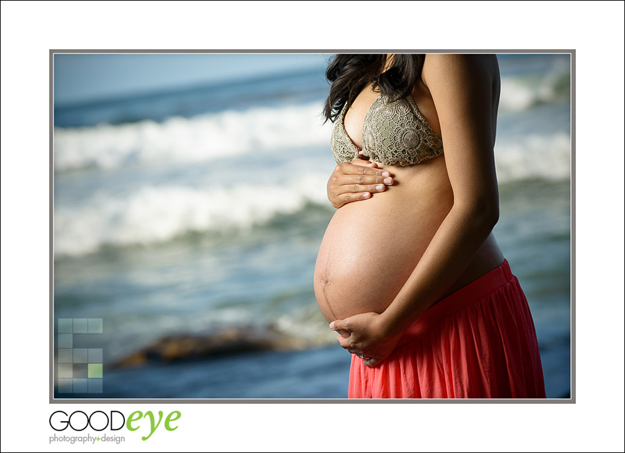 Santa Cruz Maternity Photos - Four Mile Beach - Digi and Phil