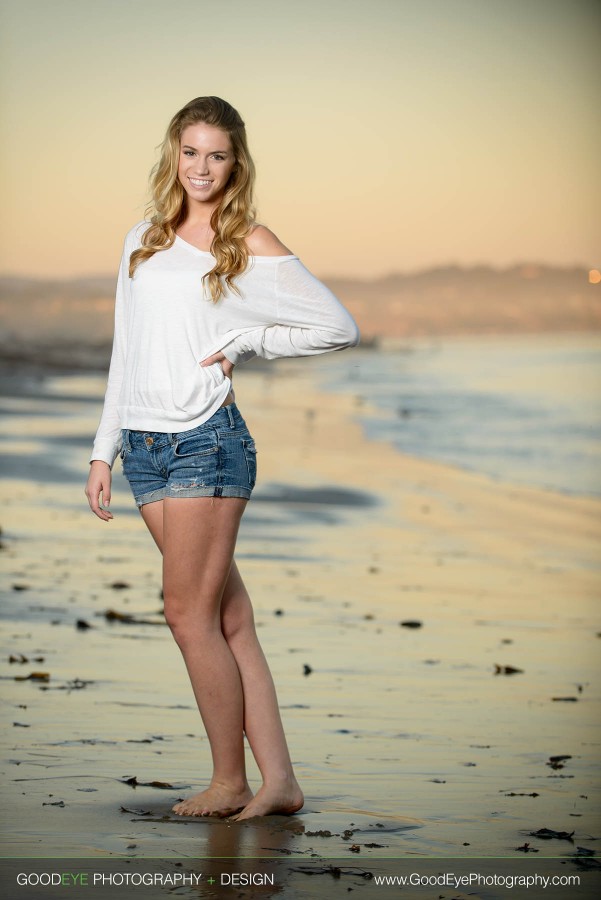 Capitola Senior Portrait Photos - Senior Portraits at the Beach - Jillian