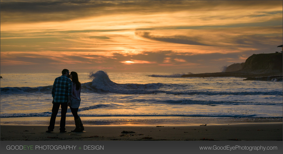 Natural Bridges Engagement Photos – Santa Cruz – photos by Bay Area wedding photographer Chris Schmauch www.GoodEyePhotography.com 