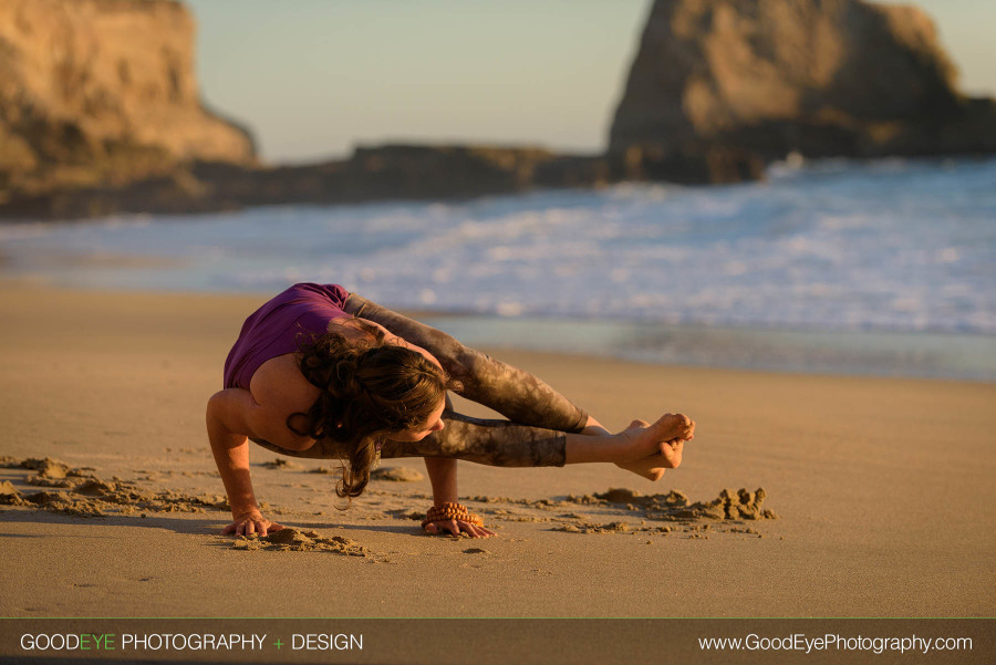 Yoga Photos – Panther Beach, Santa Cruz – by Bay Area portrait photographer Chris Schmauch www.GoodEyePhotography.com 