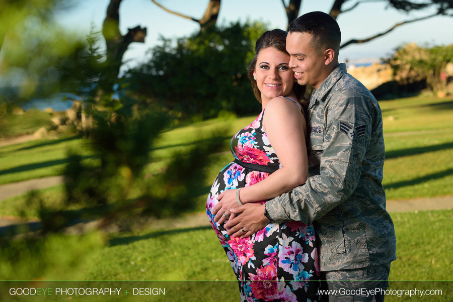 Lover's Point Maternity Photos – Tabby and Bryan – Monterey / Pacific Grove – photos by Bay Area photographer Chris Schmauch www.GoodEyePhotography.com 