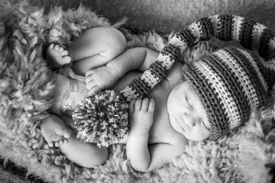 Newborn Baby Portrait Photography in Aromas