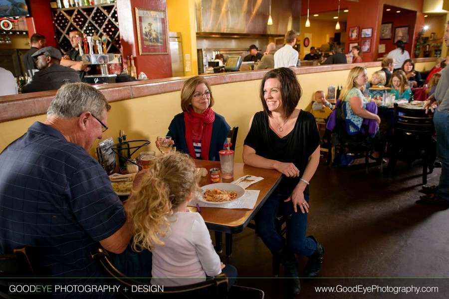 customer candid photos at Kianti's Santa Cruz - by Bay Area restaurant photographer Chris Schmauch www.GoodEyePhotography.com