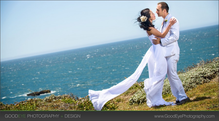 Panther Beach Elopement Photos - Sandi and Andrei - Photos by Bay Area Wedding Photographer Chris Schmauch www.GoodEyePhotography.com